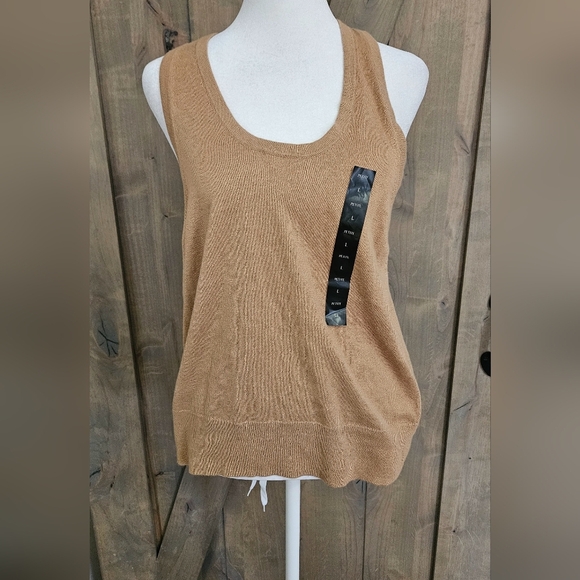 BANANA REPUBLIC Racerback Sweater Tank In light brown/tan. Size LP NWT - Picture 4 of 12